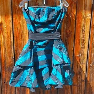 Le chateau green striped cocktail dress